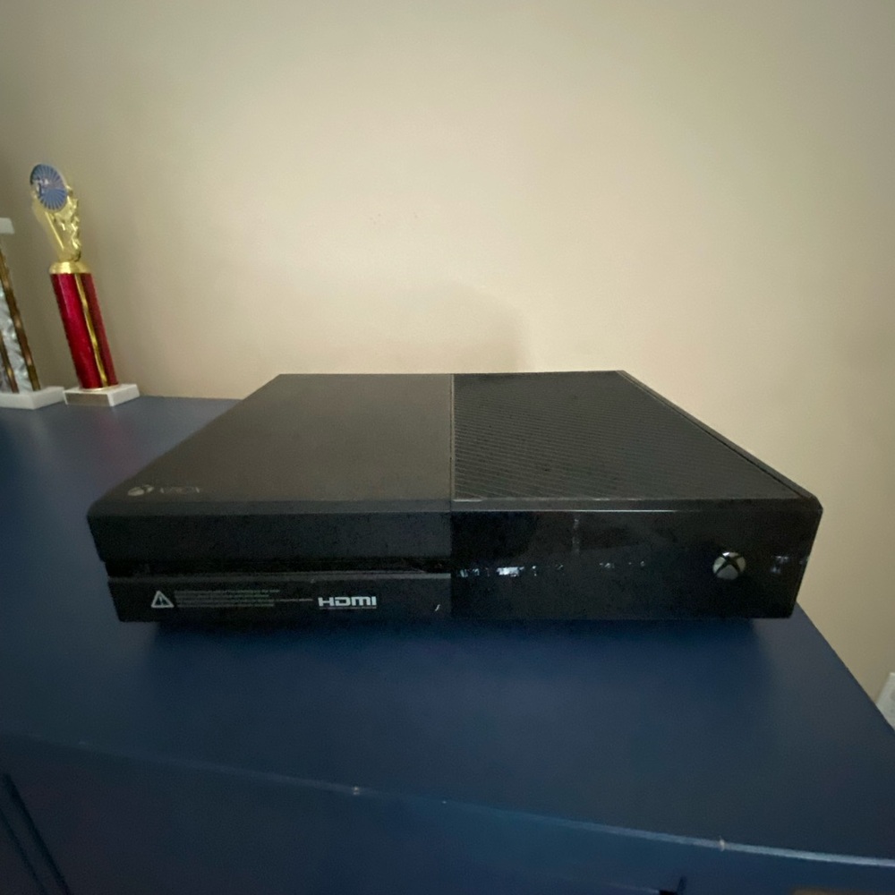 Xbox One 500GB Console